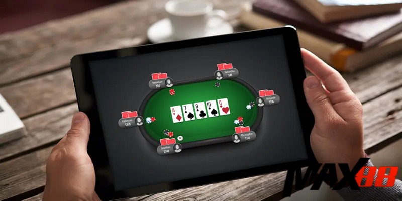 Poker Max88 – Cơ hội thắng lớn đang chờ đợi các bet thủ 4 Bet thủ nên Bluff trong ván đấu khi chơi Poker Max88